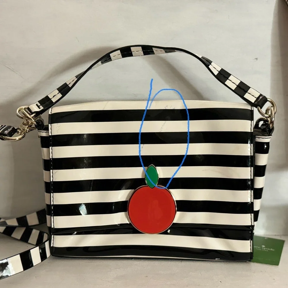 Kate Spade Darcel X KSNY Tobyn Big Apple Striped crossbody bag purse handbag EUC